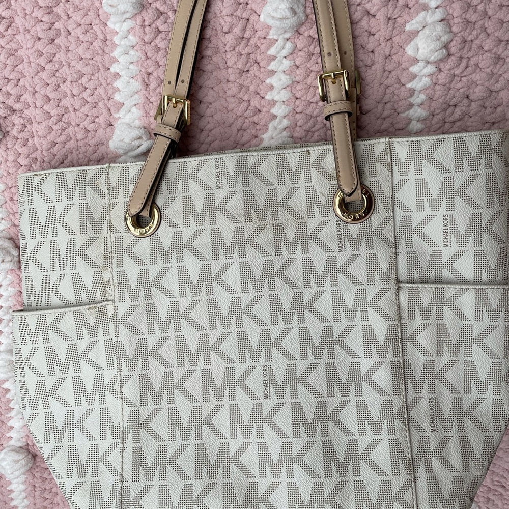 Michael Kors jet set signature tote - Picture 2 of 5